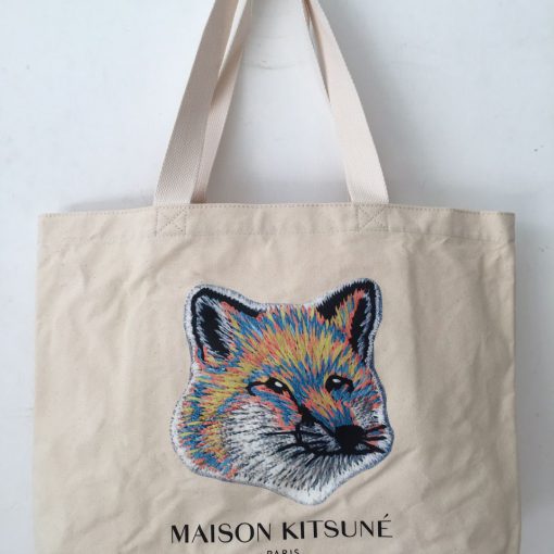 MAISON KITSUNE メゾンキツネ トートバッグ 狐のイラスト 大容量 おしゃれ バッグ カジュアル デイリー ショッピング 旅行 人気 ホワイト 個性派